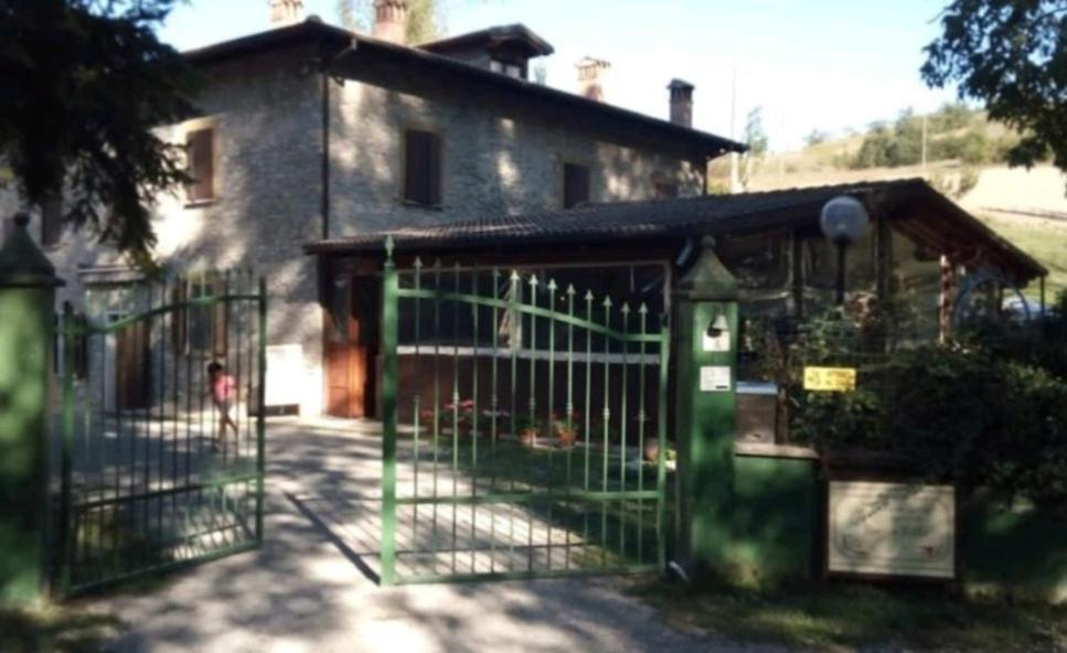 Az. Agr. Agriturismo Nonna Nella Villa Guiglia Exteriör bild